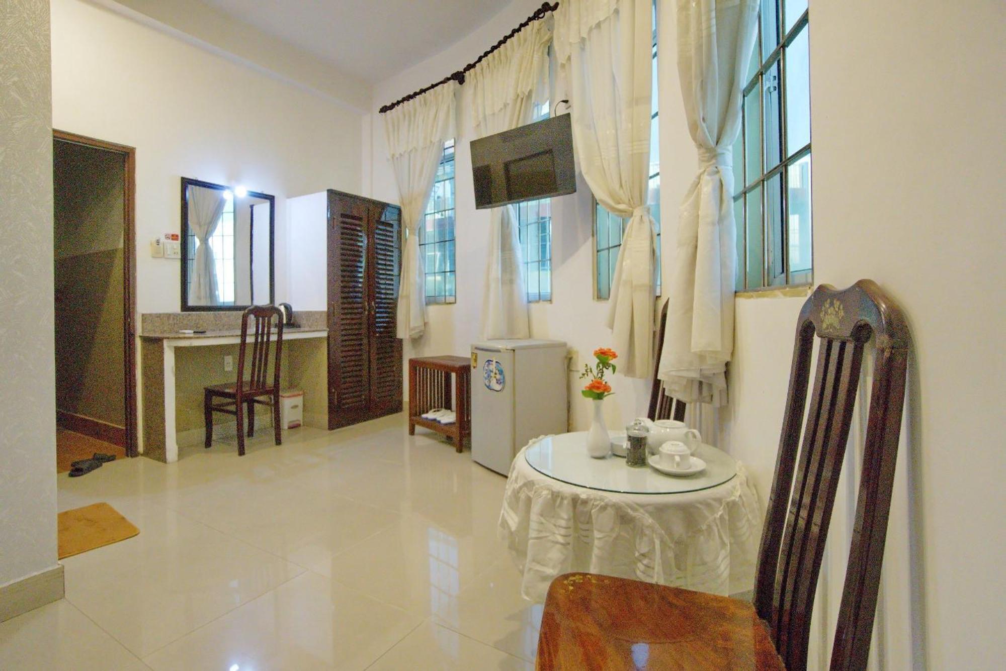 Hotel Hai Chau Chau Doc Esterno foto